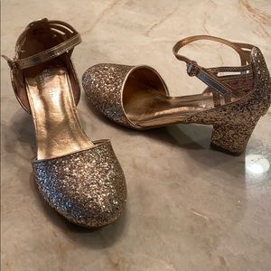 Reaction By Kenneth Cole glittery shoes